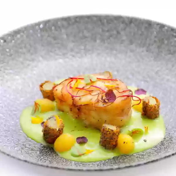 Le Chef -  - Hostellerie du Château des Fines Roches - Restaurant Châteauneuf-du-pape - Restaurant Chateauneuf du Pape avec terrasse