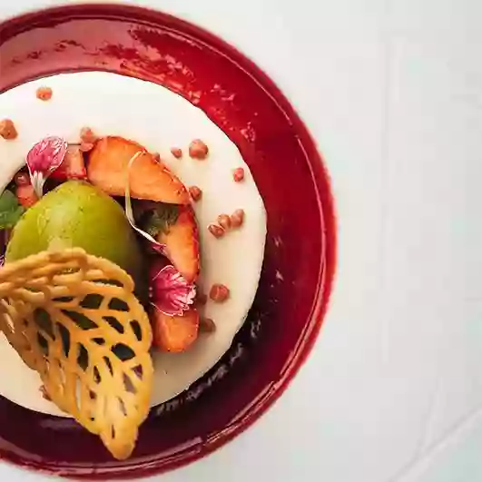 Le Chef -  - Hostellerie du Château des Fines Roches - Restaurant Châteauneuf-du-pape - Restaurant gastronomique Chateauneuf du Pape